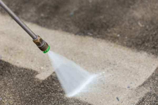 Cost of Concrete Patio Cleaning in Merced