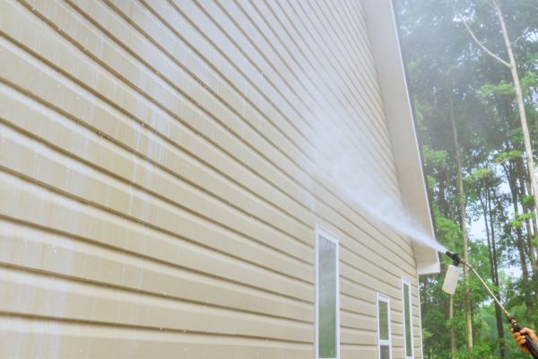 Home Exterior Washing in Merced