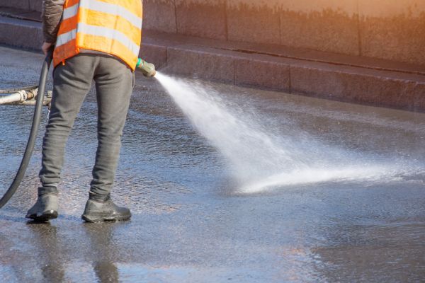 Asphalt Pressure Washing in Merced