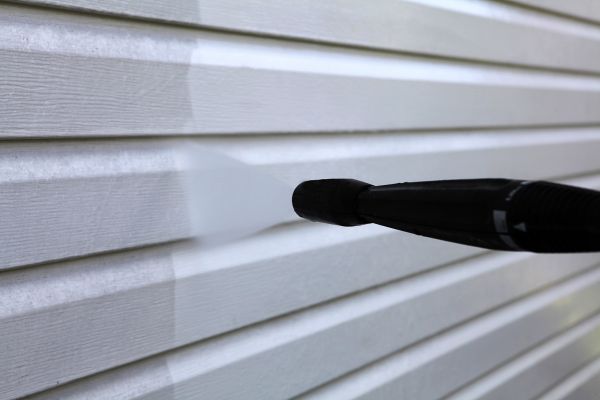 Condo Siding Power Washing in Merced