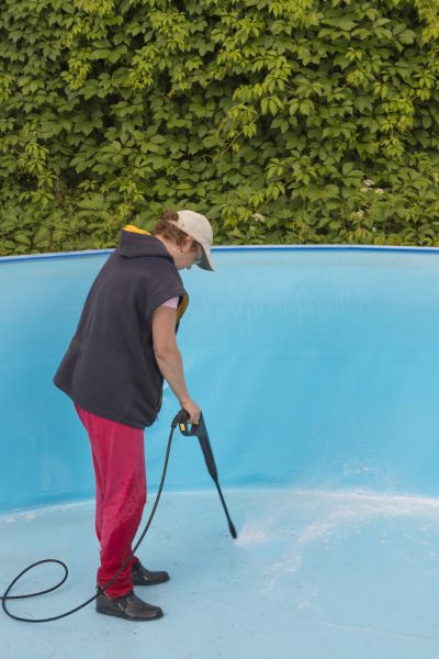 Pool Pressure Washing in Merced