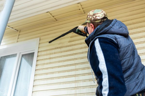 Cost of Vinyl Siding Pressure Cleaning in Merced