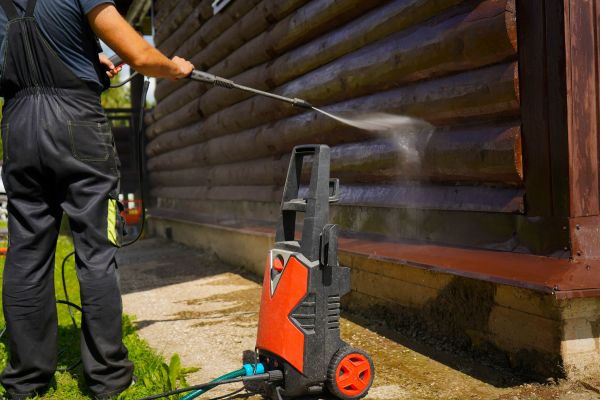 Cabin Pressure Washing in Merced