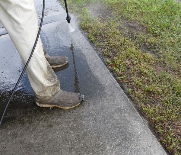 Concrete Slab Powerwashing in Merced